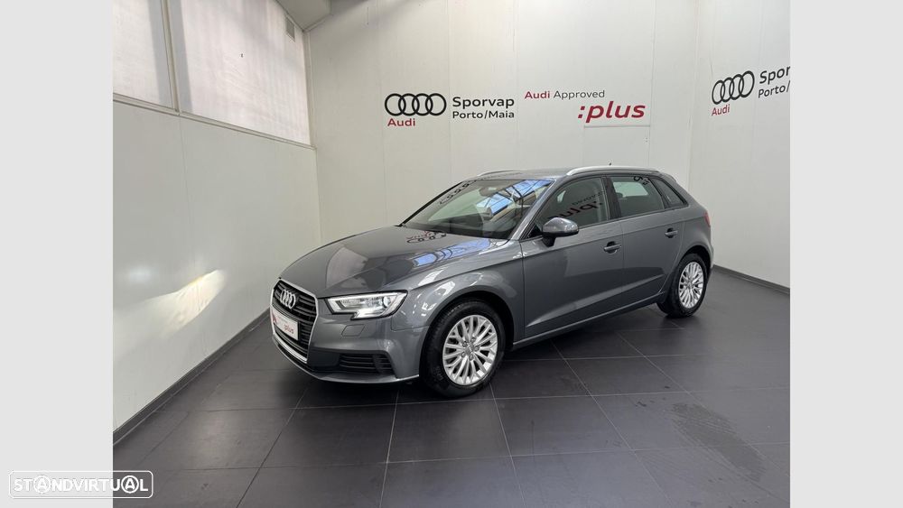 Audi A3 Sportback 1.6 TDI Design - 1