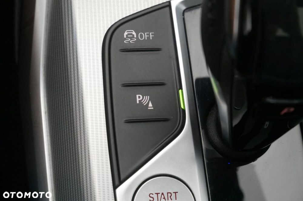 BMW Seria 3 - 18