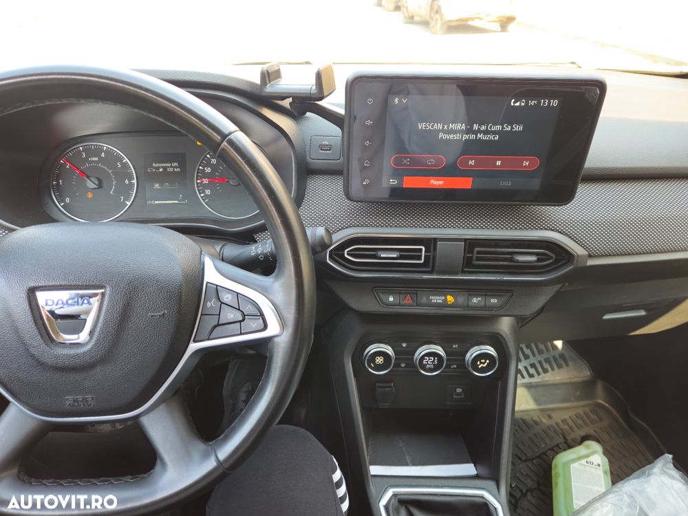 Dacia Sandero TCe 90 MT6 Comfort - 2