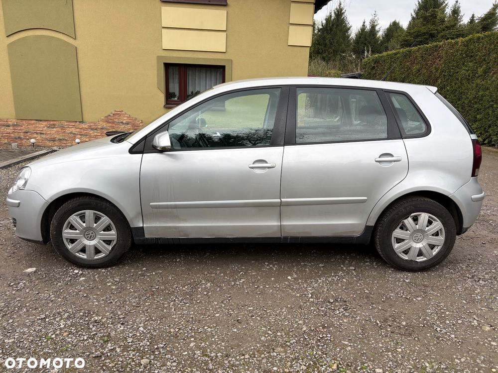 Volkswagen Polo - 4