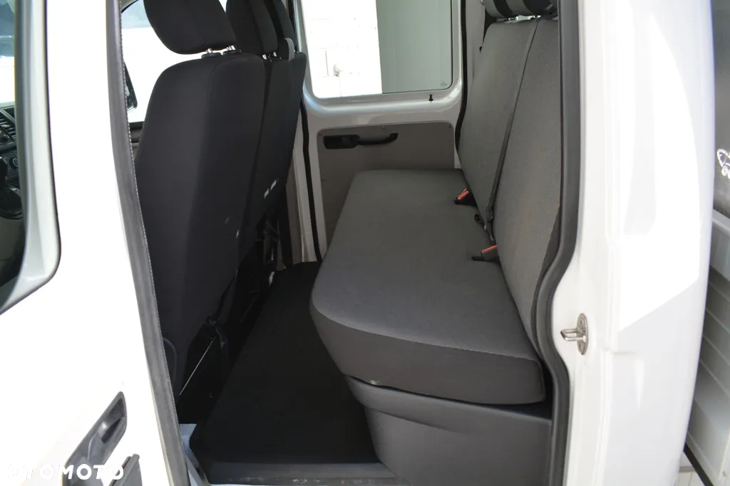 Volkswagen TRANSPORTER T6 DOKA - 25