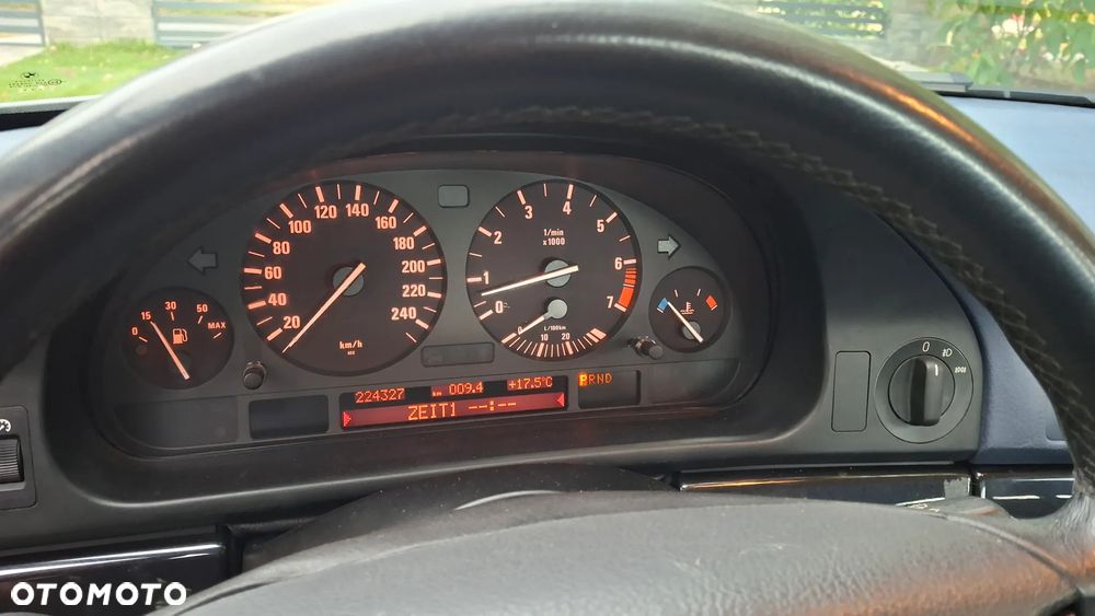 BMW Seria 5 - 8