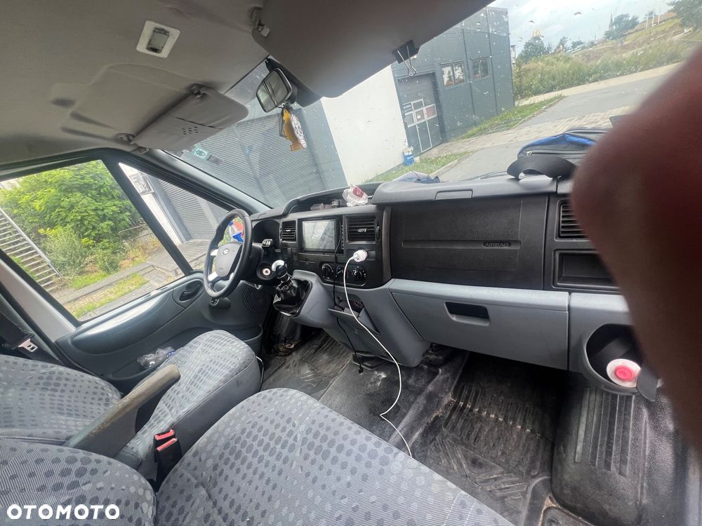 Ford Transit FT 300S Trend - 11
