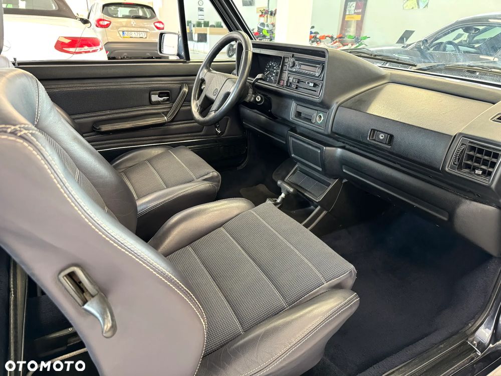 Volkswagen Golf - 5