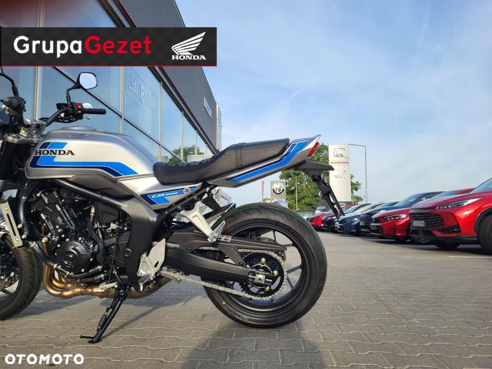 Honda CB - 9