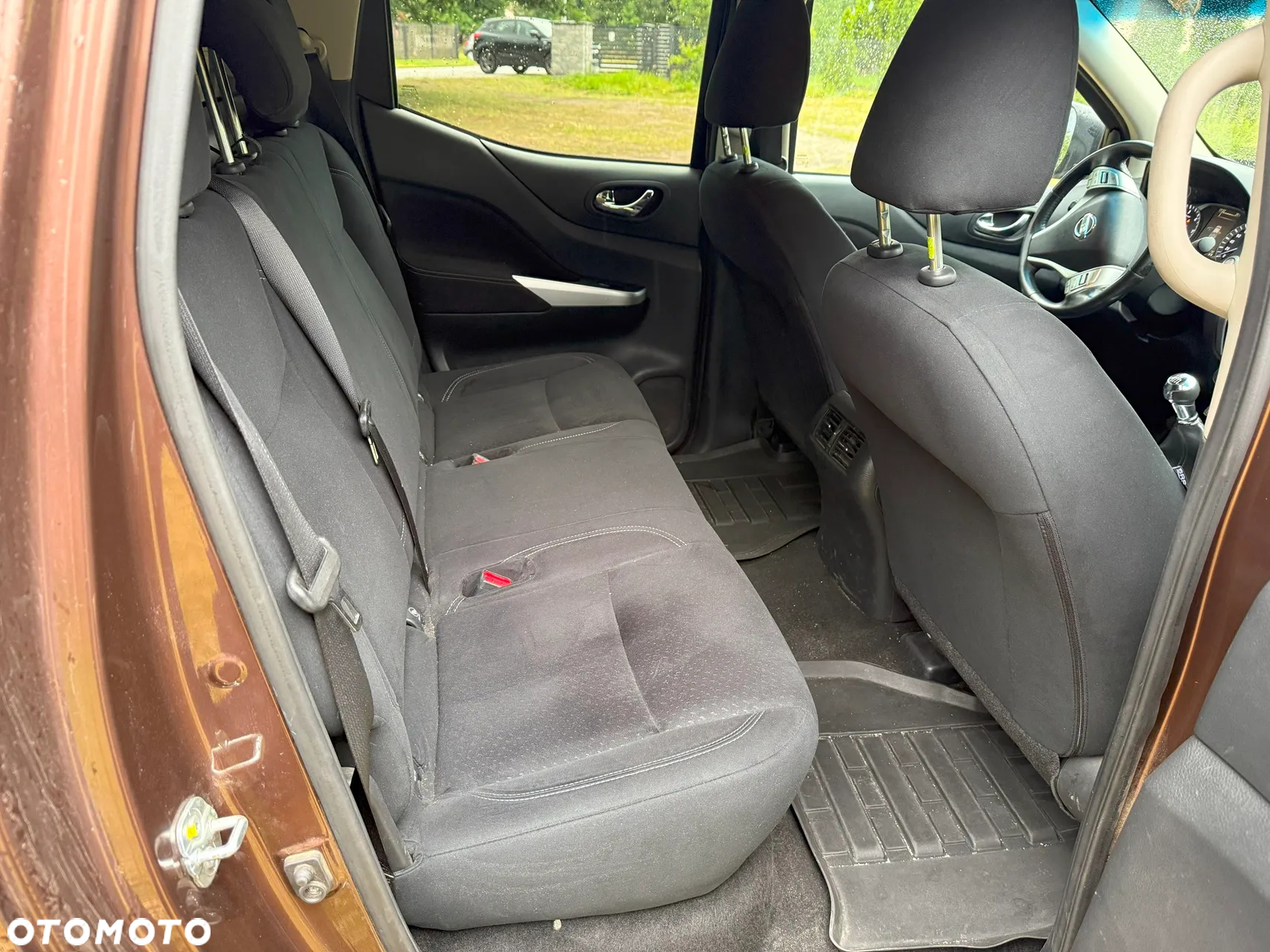 Nissan Navara 2.5 D Platinum Long - 13