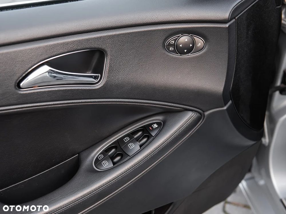 Mercedes-Benz CLS 350 7G-TRONIC - 17