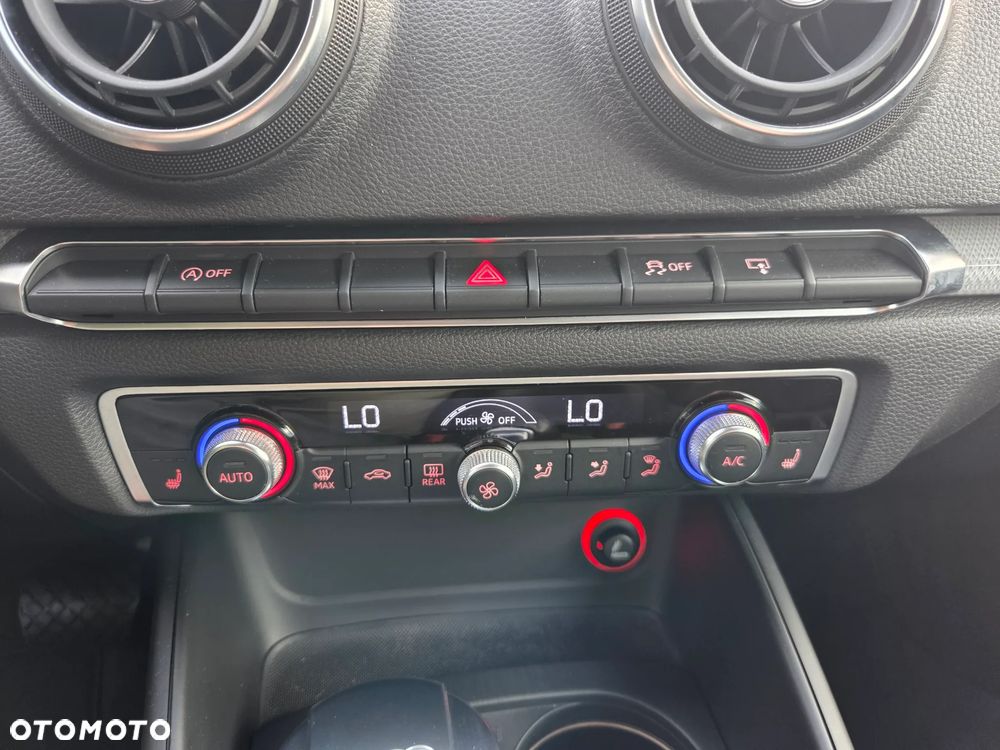 Audi A3 Sportback 2.0 TDI S tronic Ambiente - 18