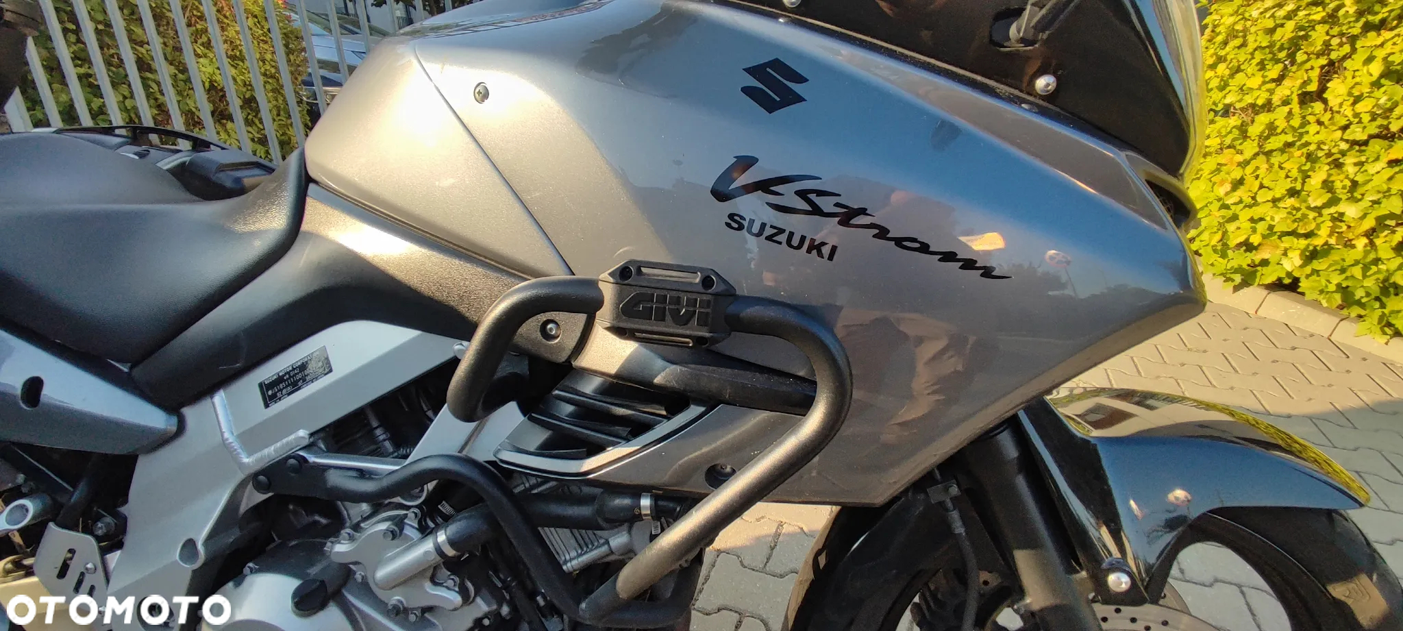 Suzuki DL - 6