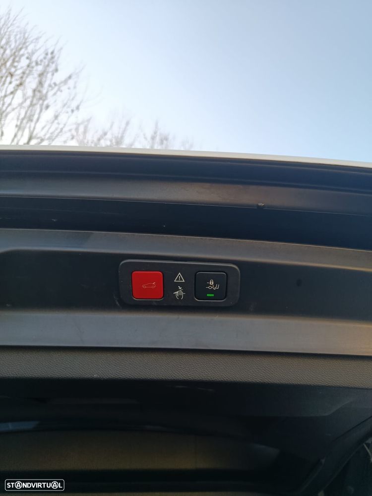 Peugeot 5008 1.2 PureTech GT EAT8 - 22