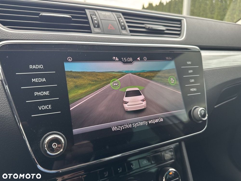 Skoda Superb 2.0 TSI Ambition DSG - 23