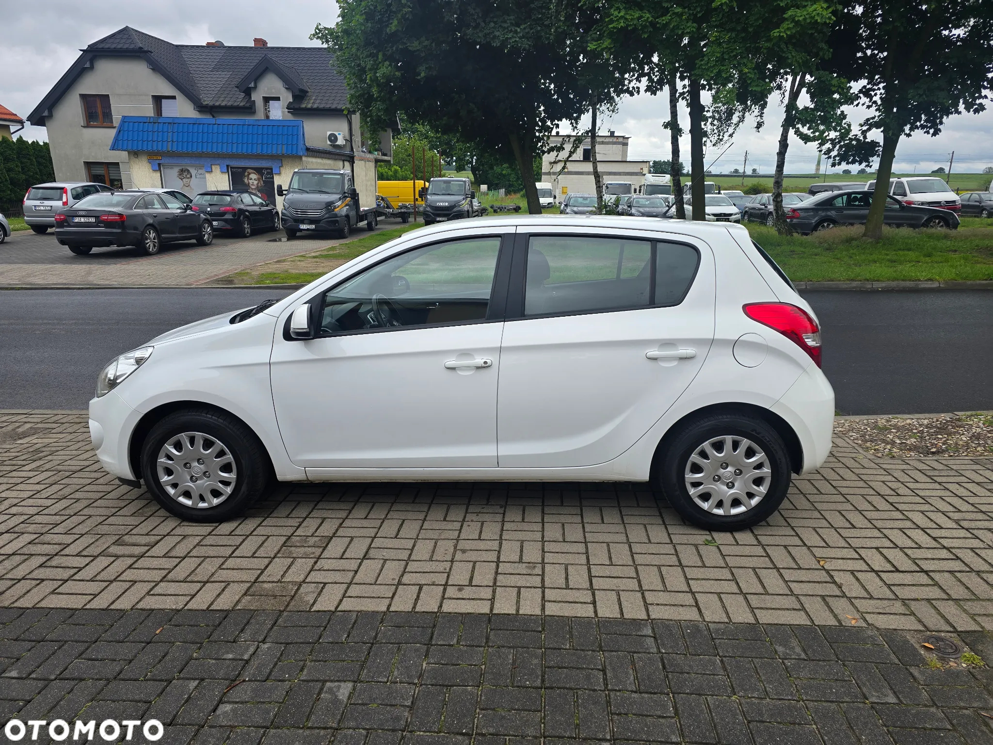 Hyundai i20 1.2 Intro Edition - 10