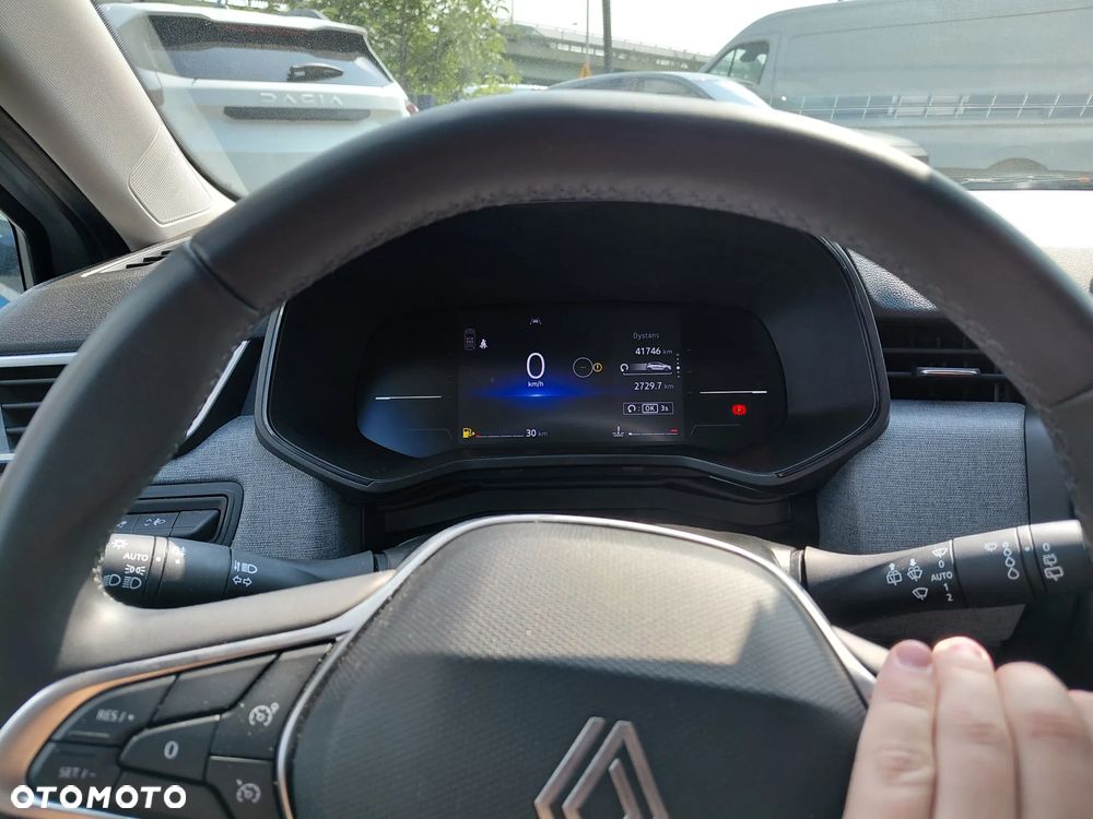 Renault Clio - 12