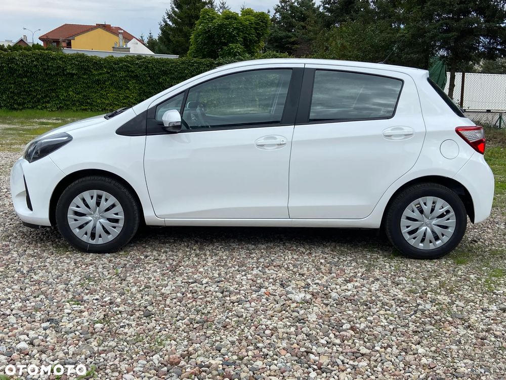 Toyota Yaris - 8