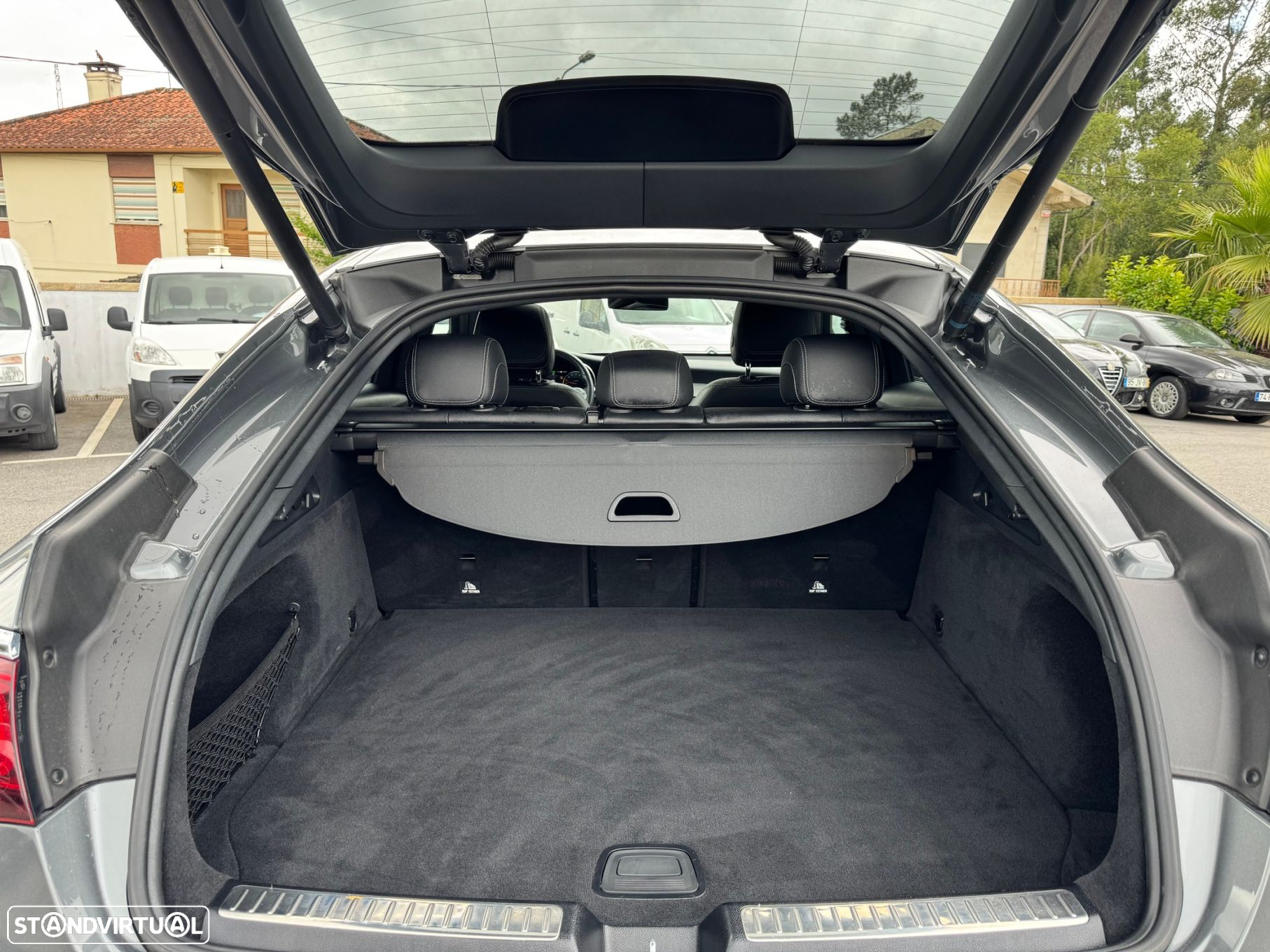 Mercedes-Benz GLC 300 e Coupé 4Matic - 5