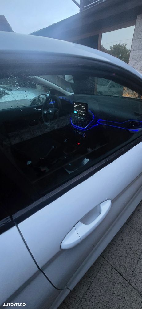 Ford Fiesta 1.1 S&S COOL&CONNECT - 4