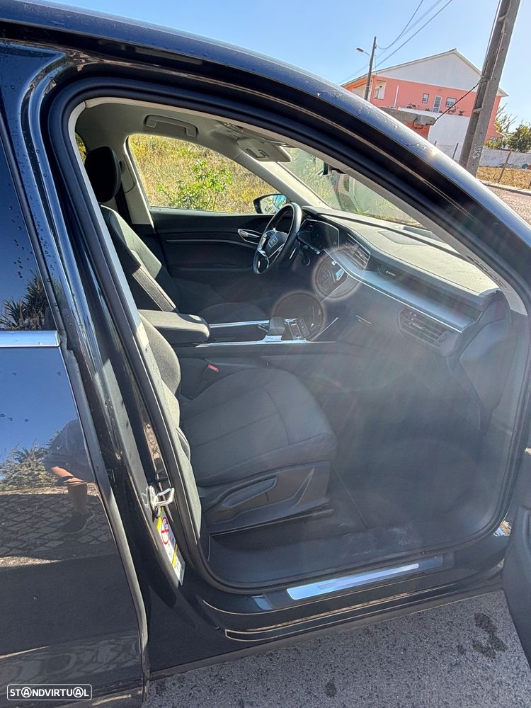 Audi Q8 e-Tron 55 quattro Advanced - 6