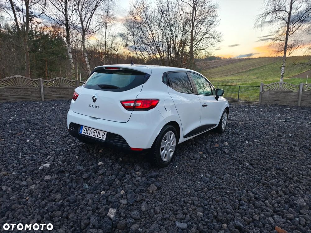 Renault Clio - 2