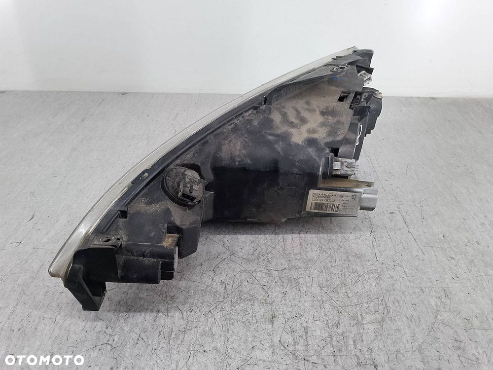 LAMPA PRZÓD PRAWA PEUGEOT 206 9628666780 89001770 - 6