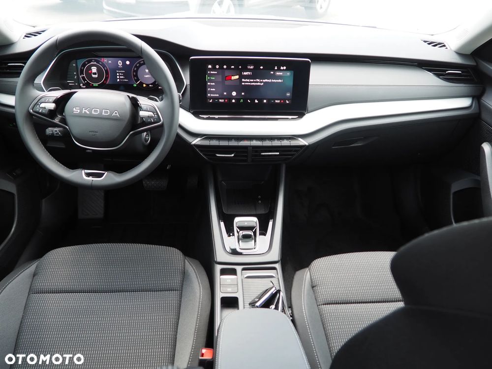 Skoda Octavia 1.5 TSI mHEV Drive Selection DSG - 10