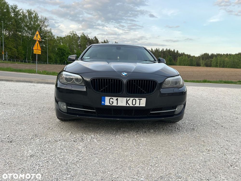 BMW Seria 5 525d - 1