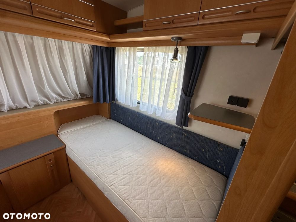Adria UNICA 462 LU z napędem, markizą i bagażnikiem na rowery. - 33