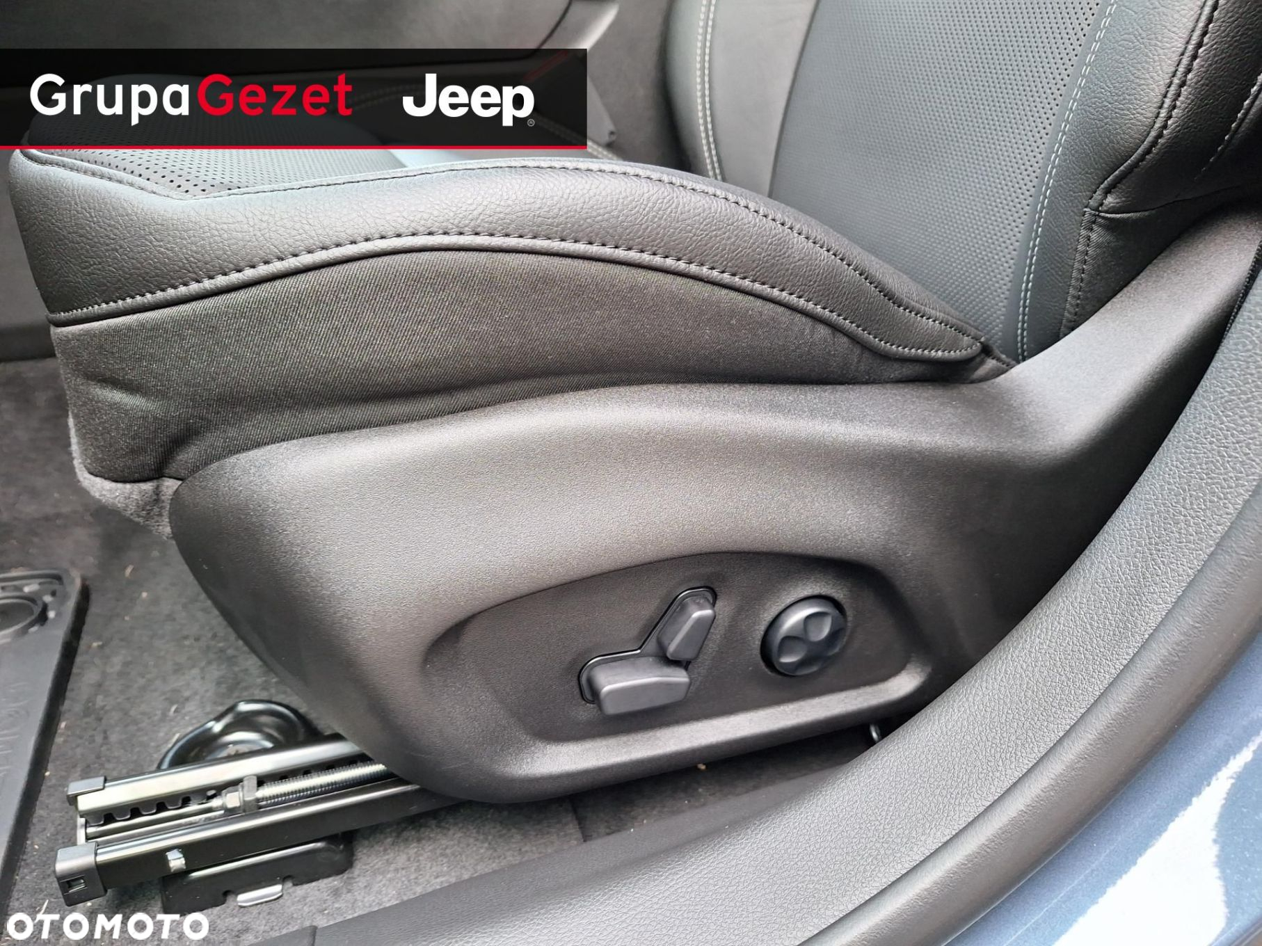 Jeep Compass - 11