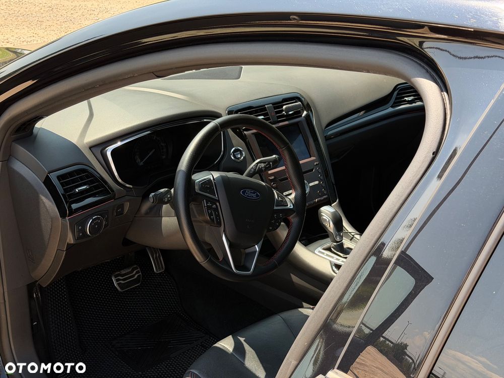 Ford Mondeo - 10