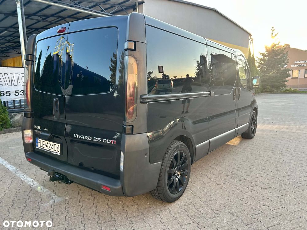 Opel vivaro - 2