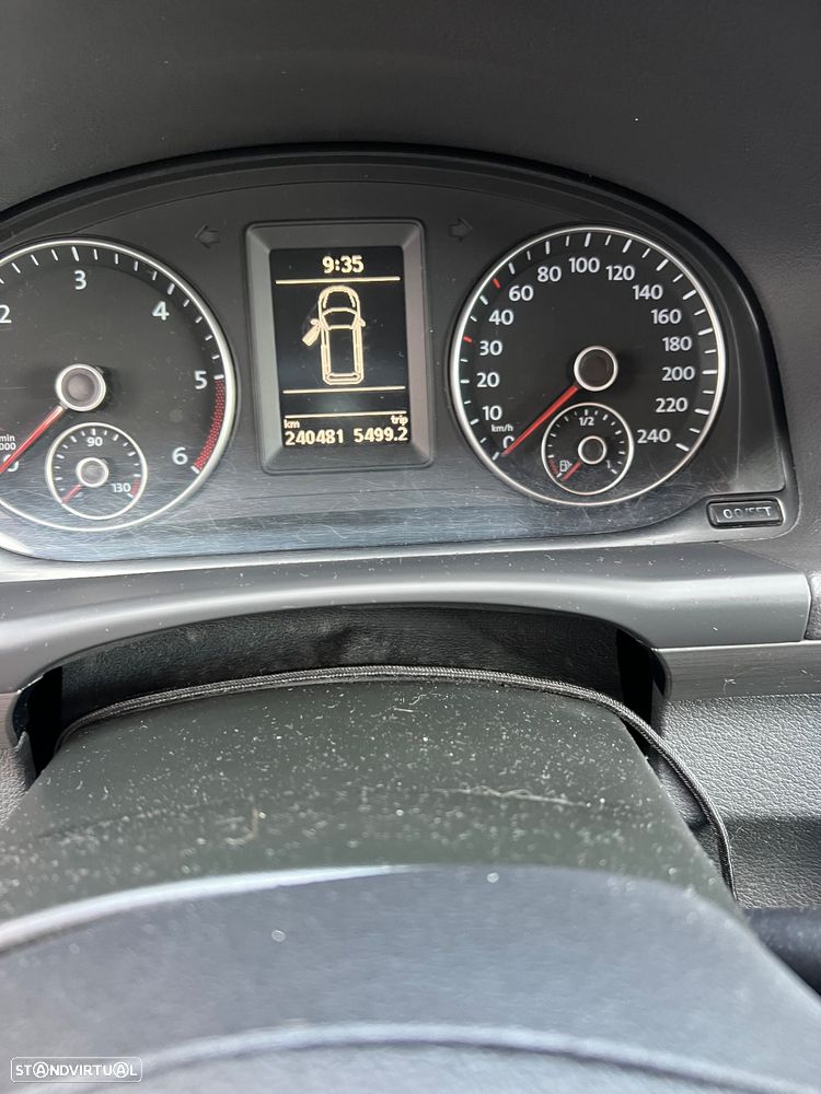 VW Touran - 7