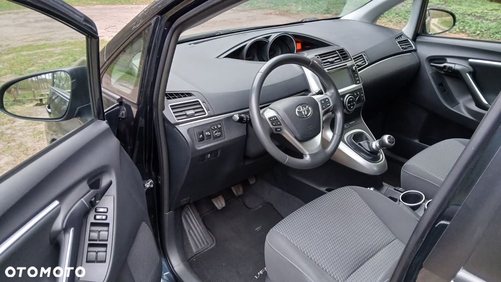 Toyota Verso 1.6 D-4D 5-Sitzer Start/Stop Life - 8