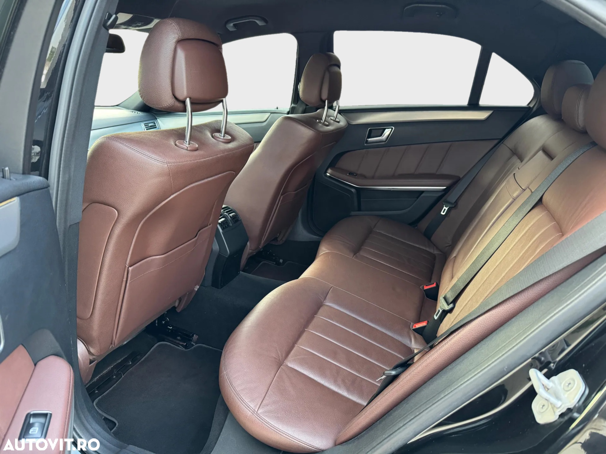 Mercedes-Benz E 200 BlueTEC Avantgarde - 10