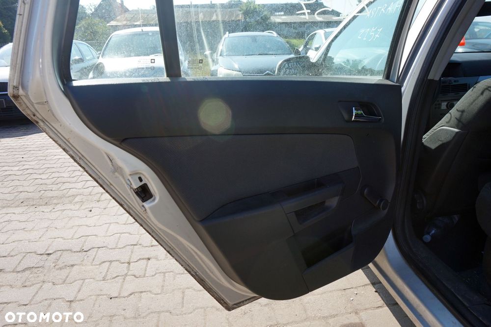 DRZWI TYLNE LEWE ASTRA III H KOMBI Z157  SREBRNY OPEL 2004-2006 - 9