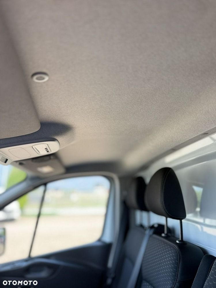 Opel Vivaro - 34