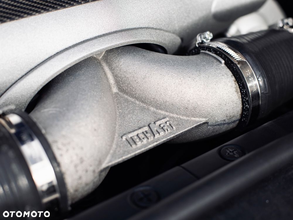 Porsche Cayenne - 17