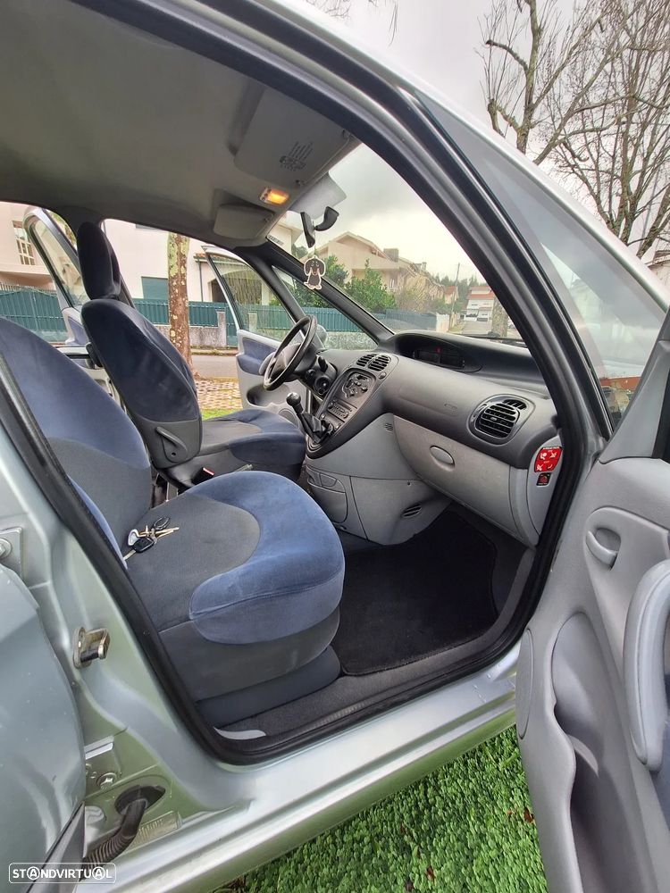 Citroën Xsara Picasso 1.6 HDi Confort - 25