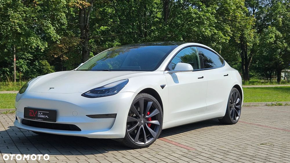 Tesla Model 3 - 2