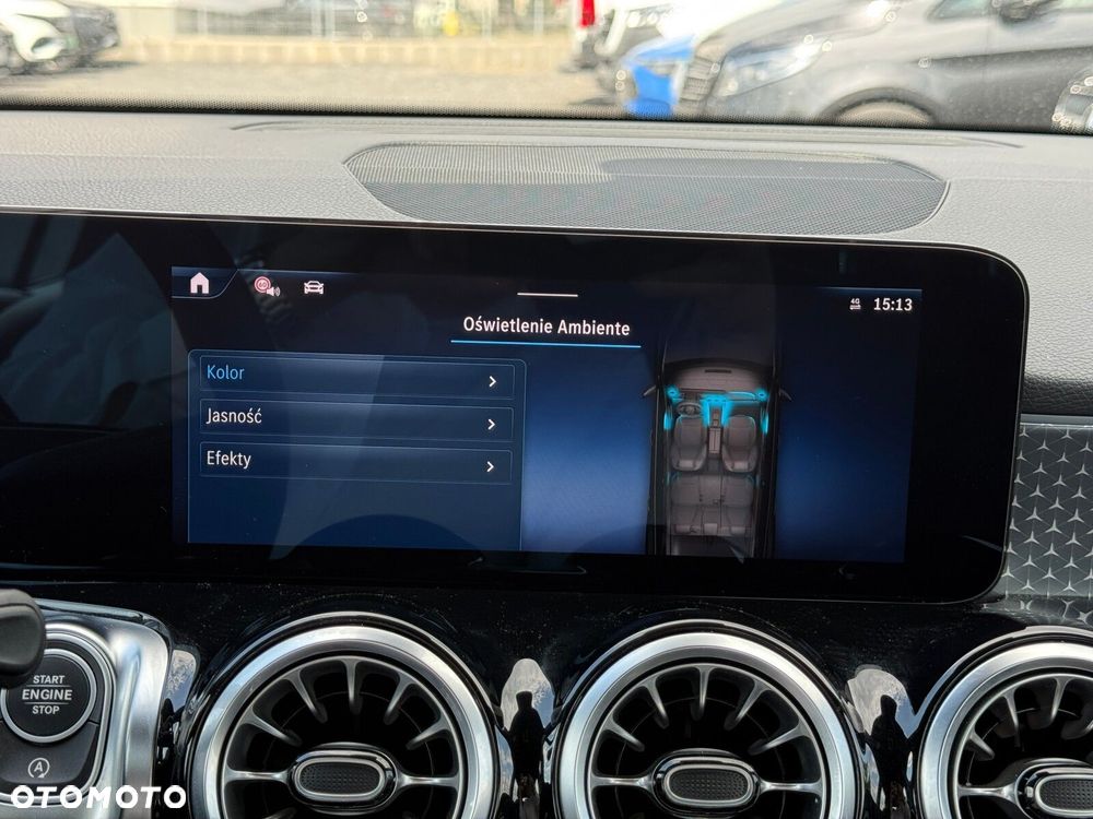 Mercedes-Benz GLB 200 Progressive 7G-DCT - 21