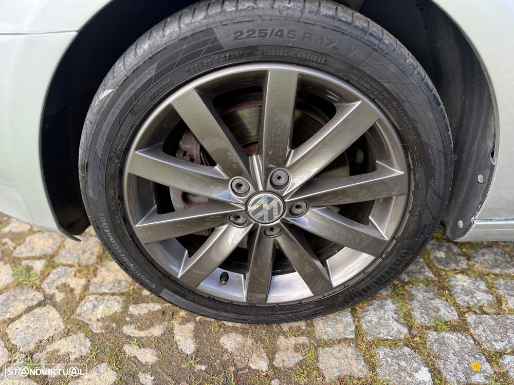 VW Golf 1.4 TSi Highline DSG - 16