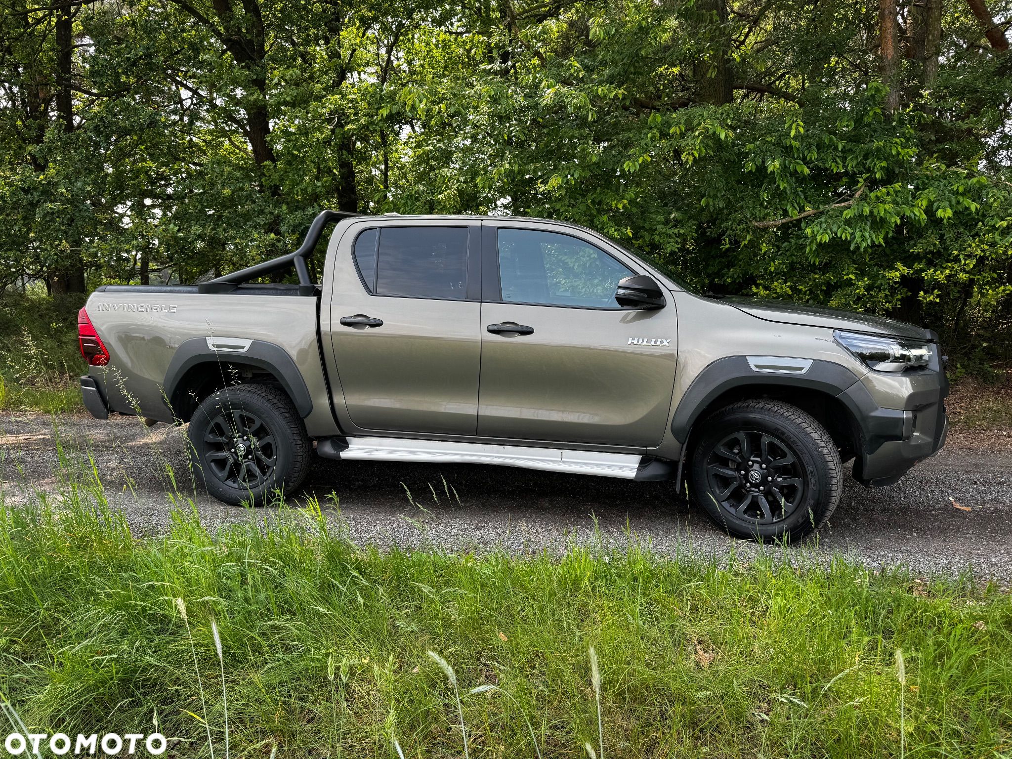 Toyota Hilux 2.8 D-4D Double Cab Invincible 4x4 - 1