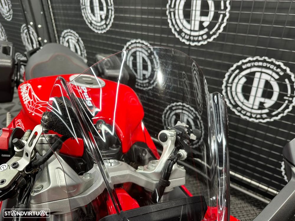 Ducati Supersport 950 - 4