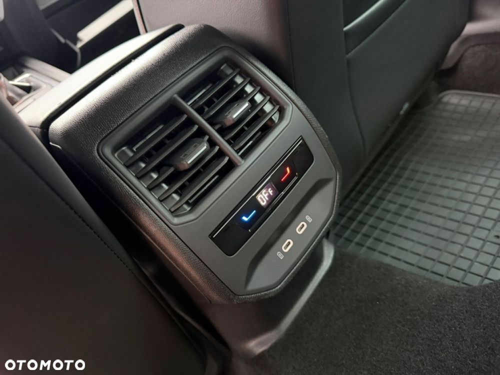 Seat Leon 2.0 TDI FR Black S&S - 25