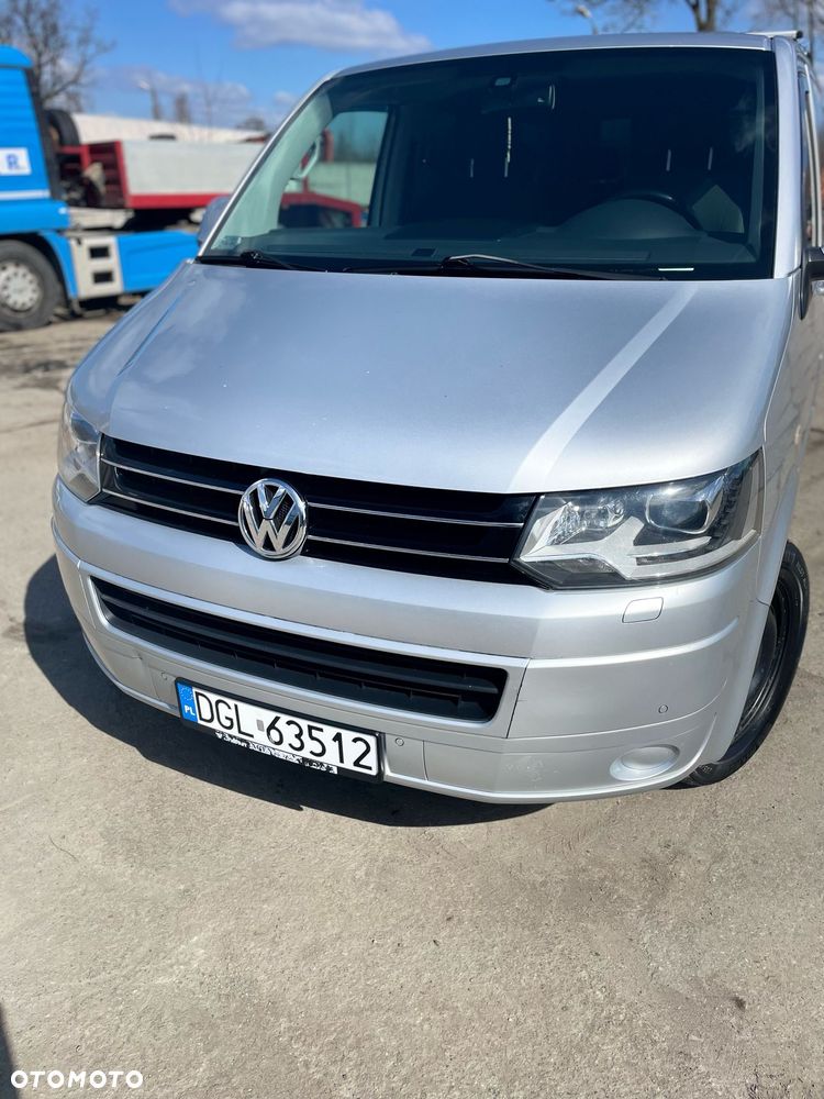 Volkswagen Multivan - 11