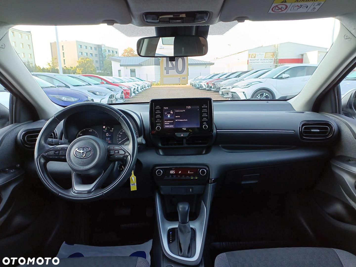 Toyota Yaris Hybrid 1.5 Comfort - 14