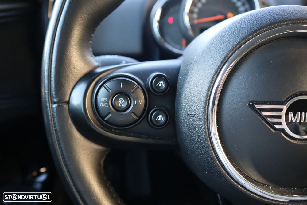 MINI Countryman Cooper SE ALL4 Auto - 31