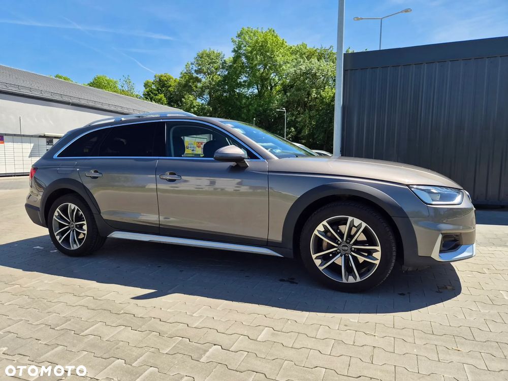 Audi A4 Allroad - 2