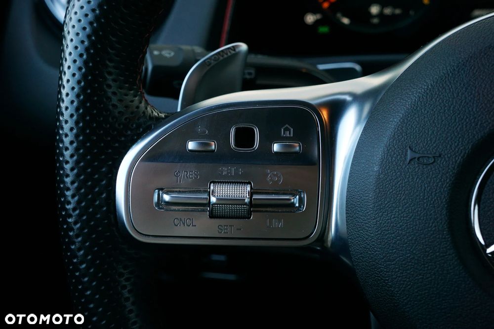 Mercedes-Benz GLB AMG 35 4-Matic - 22