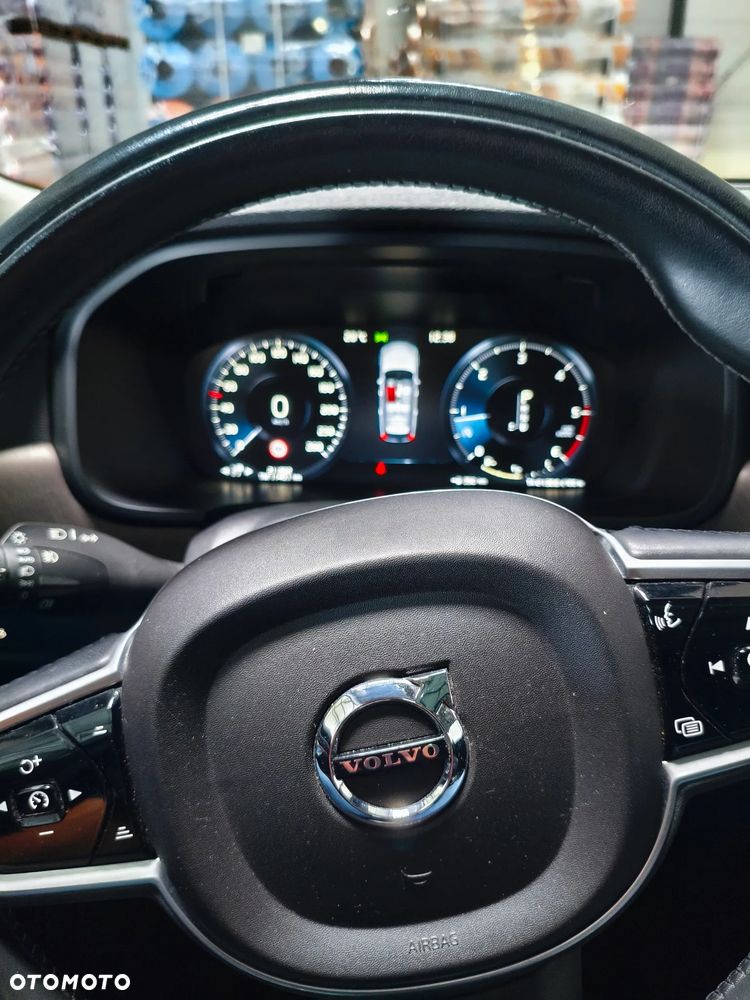 Volvo V90 B5 D AWD Geartronic Momentum Pro - 12