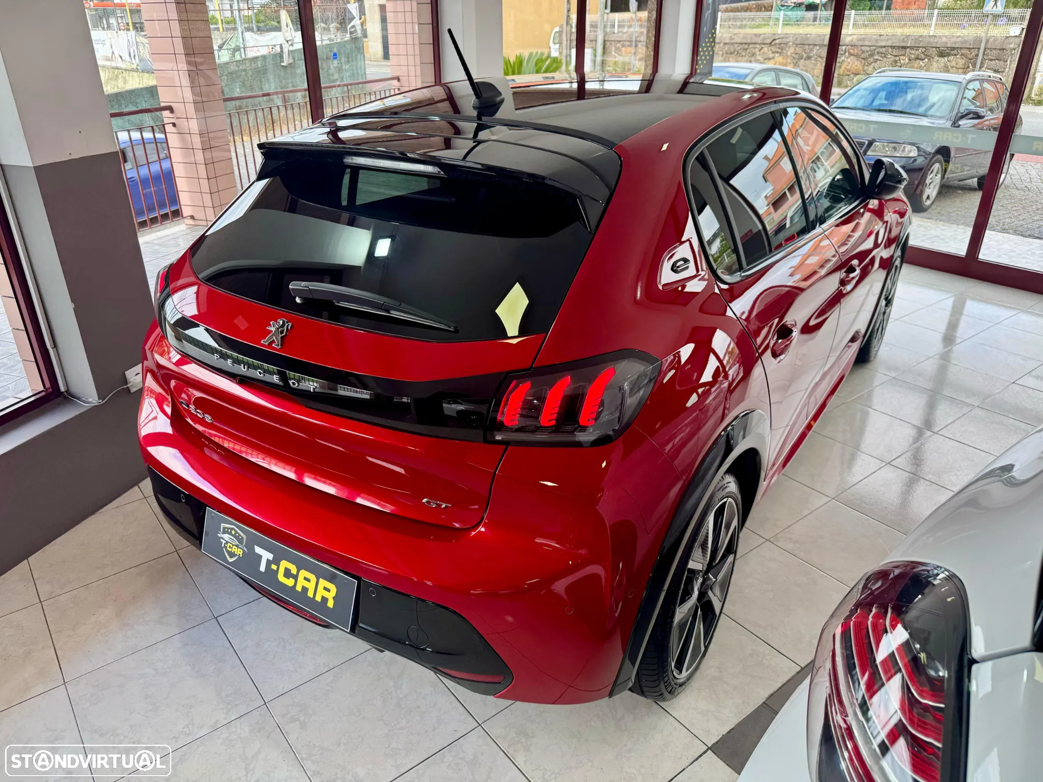 Peugeot e-208 50 kWh GT - 16