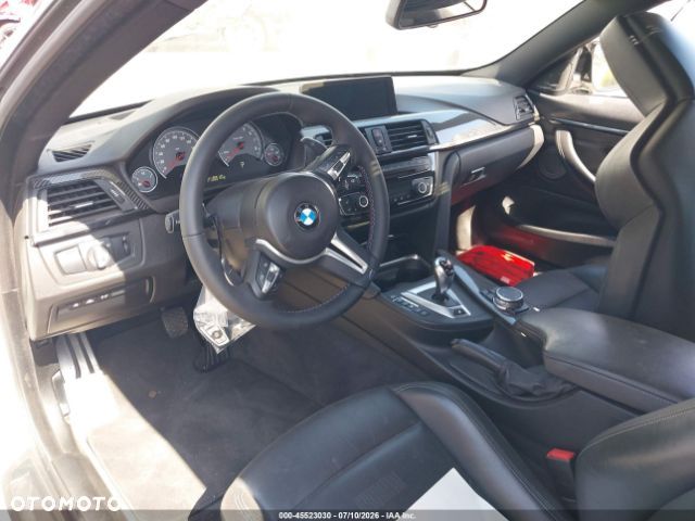 BMW M4 DKG - 13